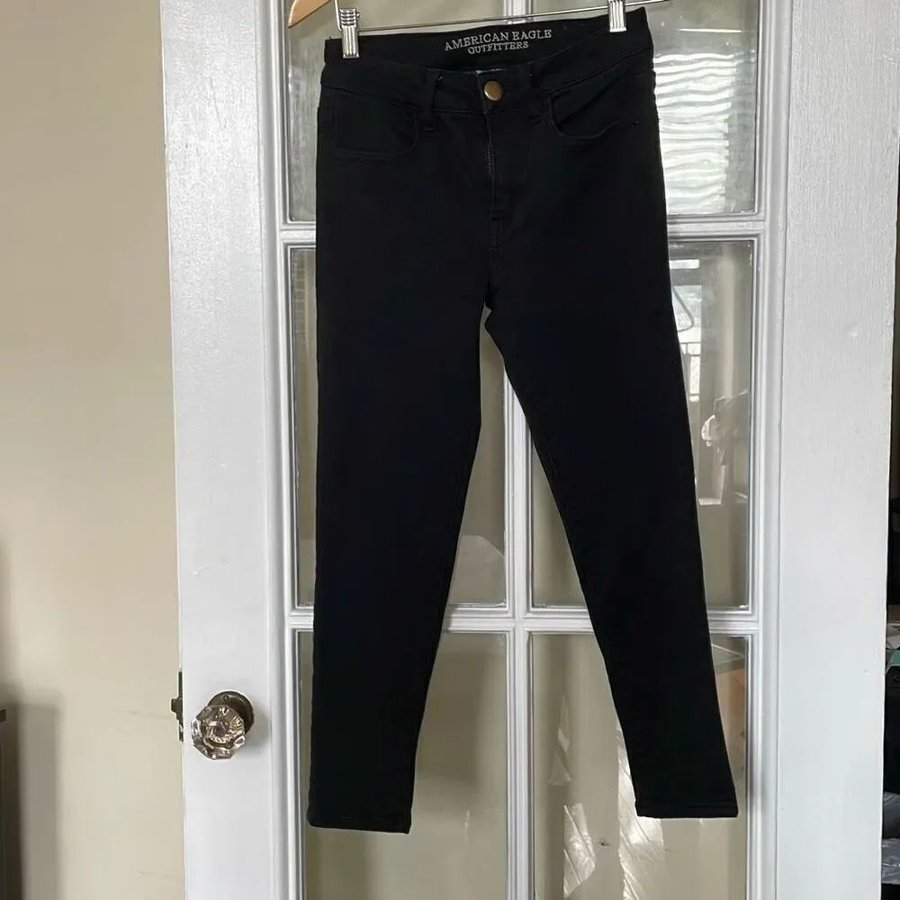 American Eagle outfitters skinny hi rise jegging crop black jeans legging size 2
